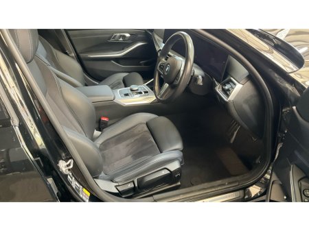 2023 BMW 3 Series - view 2