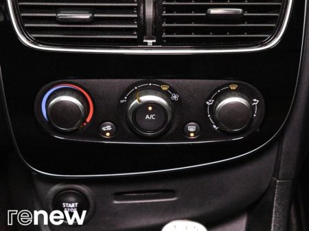 2018 Renault Clio - thumbnail 22