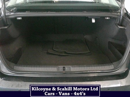 2021 Volkswagen Passat SE NAV TDI S-A DSG thumbnail