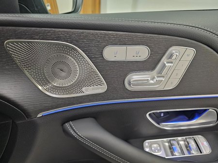 2025 Mercedes-Benz GLE Class - thumbnail 14