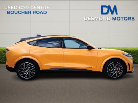 2022 Ford Mustang - thumbnail 3