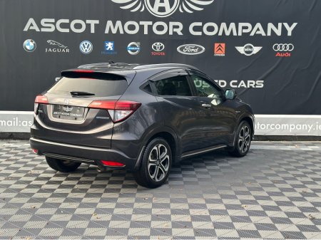 2017 Honda Vezel Automatic €16,950 thumbnail