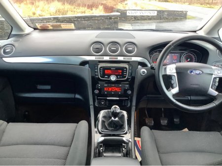 2011 Ford Galaxy - thumbnail 16