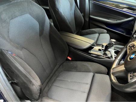 2018 BMW 5 Series 2018 523D M-SPORT 2.0 AUTOMATIC / CRUISE CONTROL / 360° PARKING CAMERA / ELECTRIC MEMORY SEATS / PADDLE SHIFTERS thumbnail