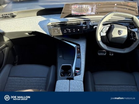 2025 Peugeot 3008 - thumbnail 4