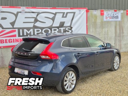 2015 Volvo V40 - thumbnail 32