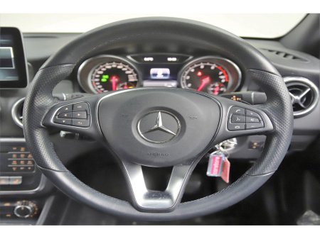 2017 Mercedes-Benz GLA Class GLA 180 *HALF LEATHER*REVERSE CAM*PARK SENSORS* €20,490 thumbnail