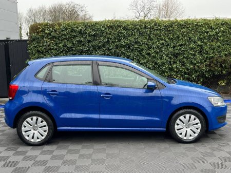 2013 Volkswagen Polo COMFORTLINE 1.2 TSI // SERVICE HISTORY // AIR CONDITIONING // 2 KEYS €8,950 thumbnail