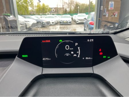 2025 Toyota Prius - thumbnail 19