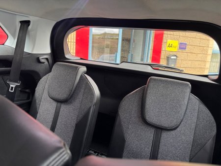 2018 Peugeot 5008 - thumbnail 13