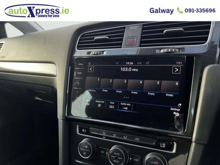 2019 Volkswagen Golf - thumbnail 11