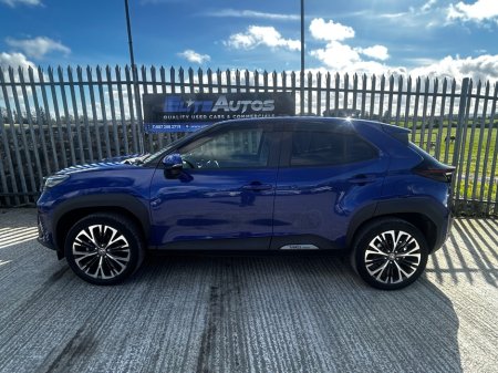 2020 Toyota Yaris Cross - thumbnail 2