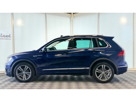 2017 Volkswagen Tiguan - view 2