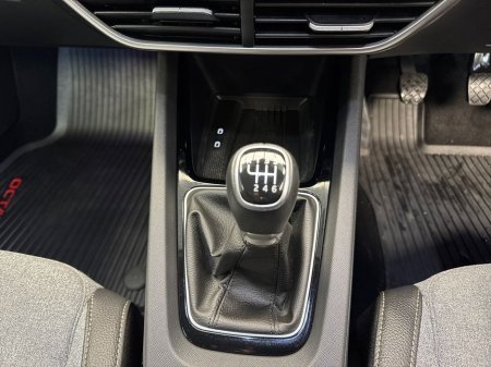 2025 Skoda Octavia - thumbnail 9