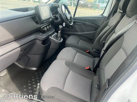 2023 Renault Trafic *AUTOMATIC* LL30 BUSINESS + 2.0 DCI 150 BHP EDC *1 OWNER - €22,900 + VAT - IN STOCK & READY FOR COLLECTION* €22,900