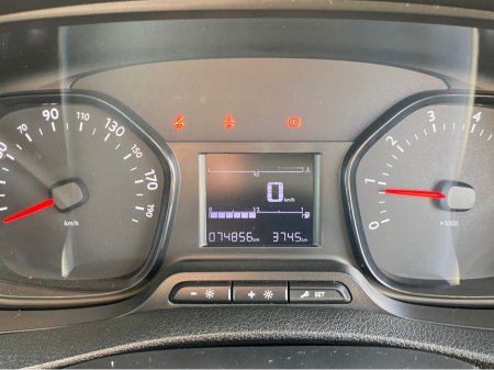 2017 Citroen Dispatch - thumbnail 14