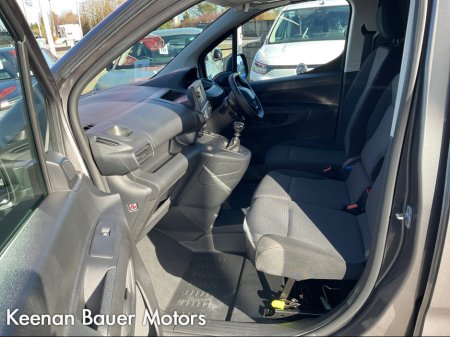 2022 Peugeot Partner - thumbnail 9