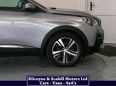 2020 Peugeot 3008 ALLURE BLUEHDI S/S thumbnail