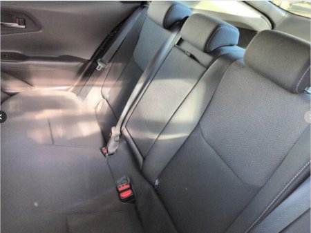 2023 Toyota Prius - thumbnail 8