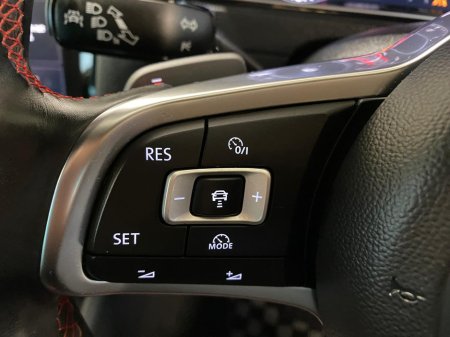 2018 Volkswagen Golf - thumbnail 12