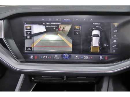 2019 Volkswagen Touareg - thumbnail 15