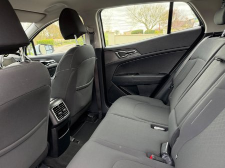 2023 Kia Sportage - thumbnail 18