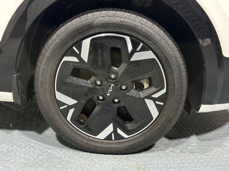 2023 Kia Niro EV K3 450KMS Range €26,800 thumbnail