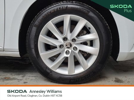 2025 Skoda Superb Ambition 2.0Tdi 150bhp DSG €44,950 thumbnail