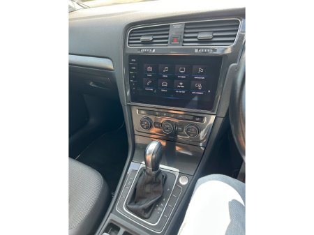 2017 Volkswagen Golf  €15,950 thumbnail