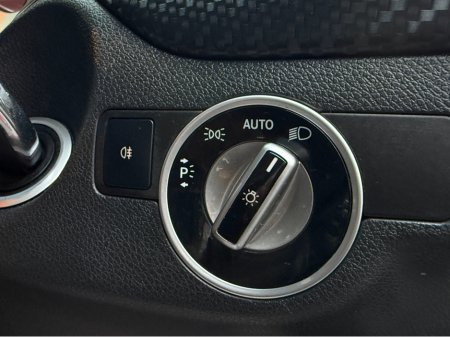 2014 Mercedes-Benz A Class A180 AMG INTERIOR FULL LEATHER SEATS / HI SPEC / SYSTEM LOW ROAD TAX BAND / SIMI DEALER €13,950 thumbnail