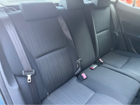 2008 Toyota Auris - thumbnail 11