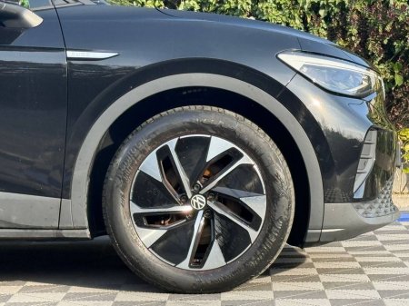 2023 Volkswagen ID.4 - thumbnail 9