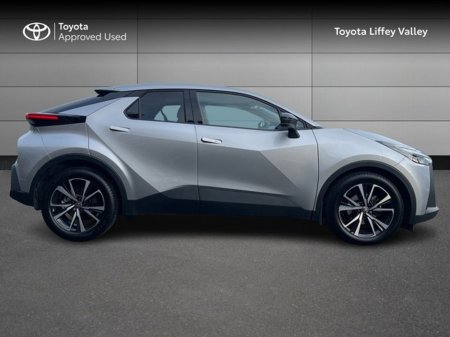 2024 Toyota C-HR Hybrid Sport €36,950 thumbnail