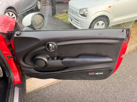 2014 MINI Hatch Cooper Auto €10,499 thumbnail