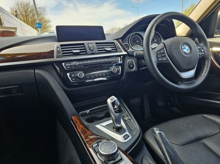 2016 BMW 3 Series - thumbnail 13