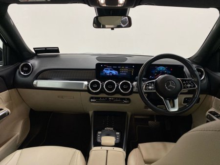 2023 Mercedes-Benz GLB - thumbnail 10