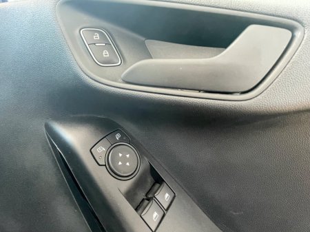 2023 Ford Fiesta 1.0T EcoBoost 100PS Trend €21,995 thumbnail