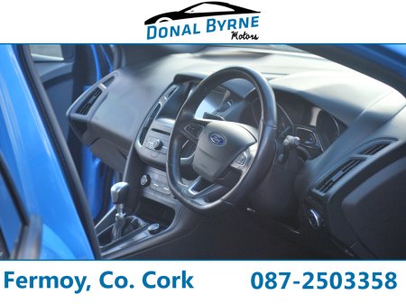 2018 Ford Focus - thumbnail 13