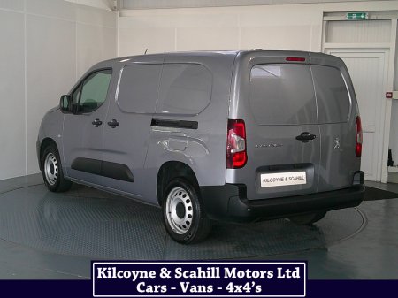 2023 Peugeot Partner - thumbnail 5