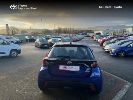 2021 Toyota Yaris 1.0 LUNA 4DR €19,950 thumbnail