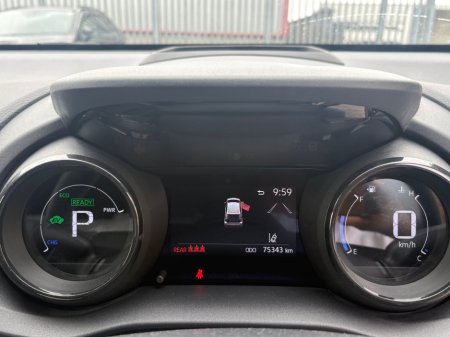 2020 Toyota Yaris - thumbnail 10