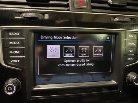 2016 Volkswagen Golf - thumbnail 24