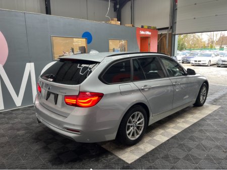 2016 BMW 3 Series - view 2