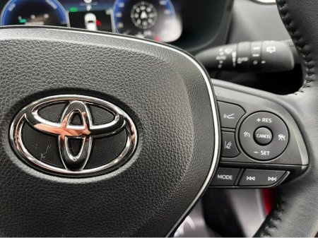 2025 Toyota Rav4 2.5 HYBRID SOL AUTO 218 BHP LEATHER €43,995 thumbnail