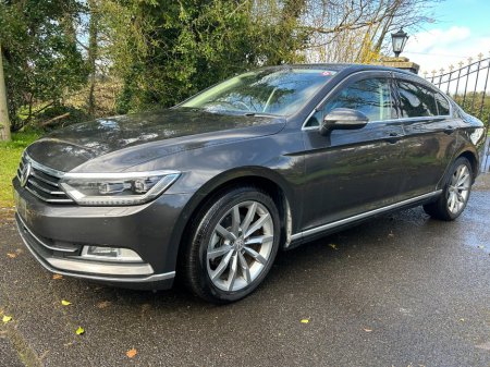 2018 Volkswagen Passat - thumbnail 3