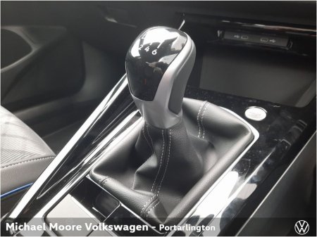 2026 Volkswagen Golf R-LINE 1.5TSI 150 M6F €43,960 thumbnail