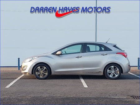2016 Hyundai i30 1.6 DELUXE 5DR €8,445 thumbnail