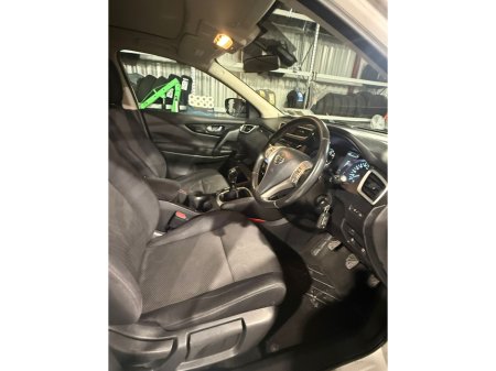2016 Nissan Qashqai 1.2 SV €11,500 thumbnail
