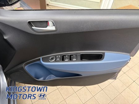 2016 Hyundai i10 - thumbnail 8