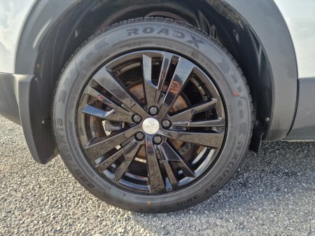 2021 Peugeot 3008 - view 4